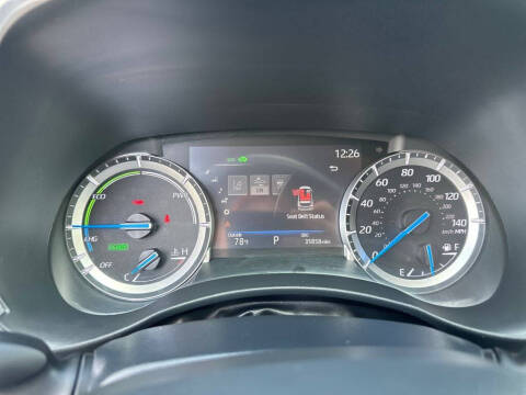 2022 Toyota Highlander Hybrid XLE