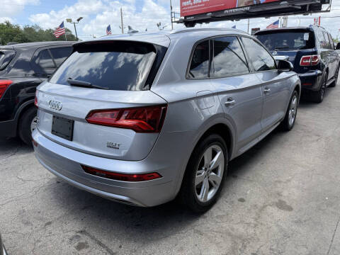 2018 Audi Q5 2.0T quattro Premium