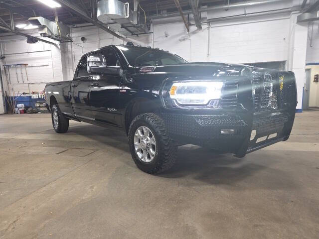 2024 RAM 3500 Laramie
