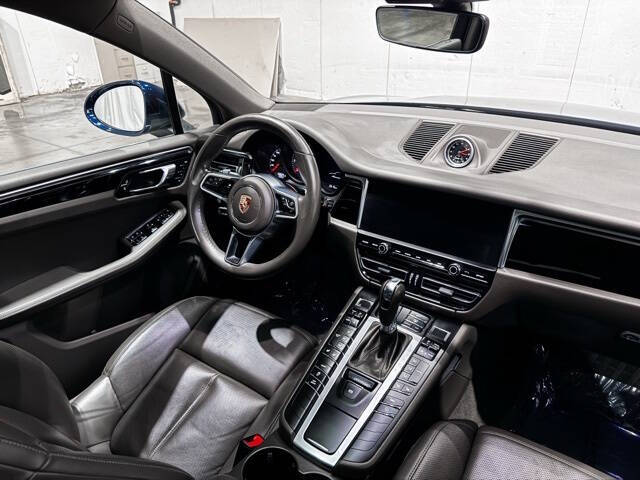 2020 Porsche Macan S