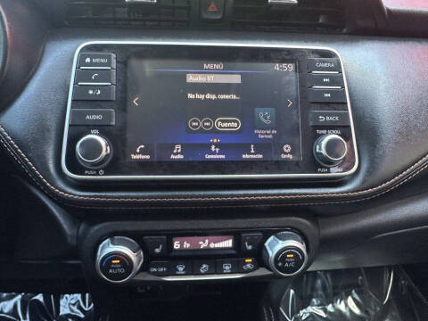 2019 Nissan Kicks SR