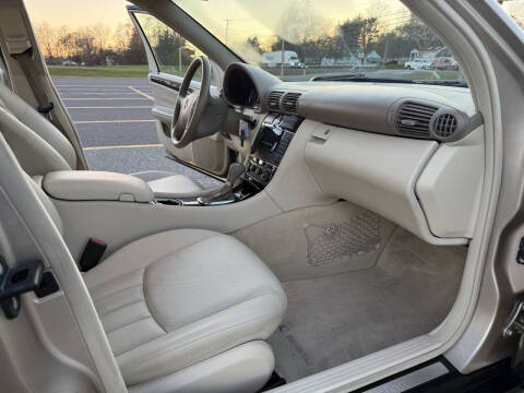 2005 Mercedes-Benz C-Class C 320