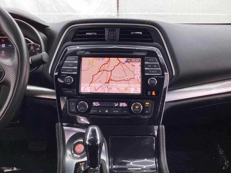 2022 Nissan Maxima 3.5 SV