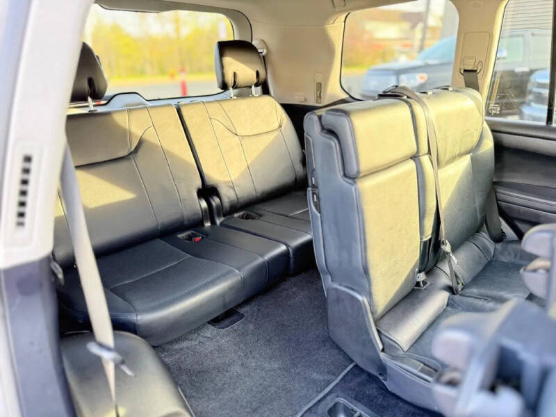 2011 Lexus LX 570