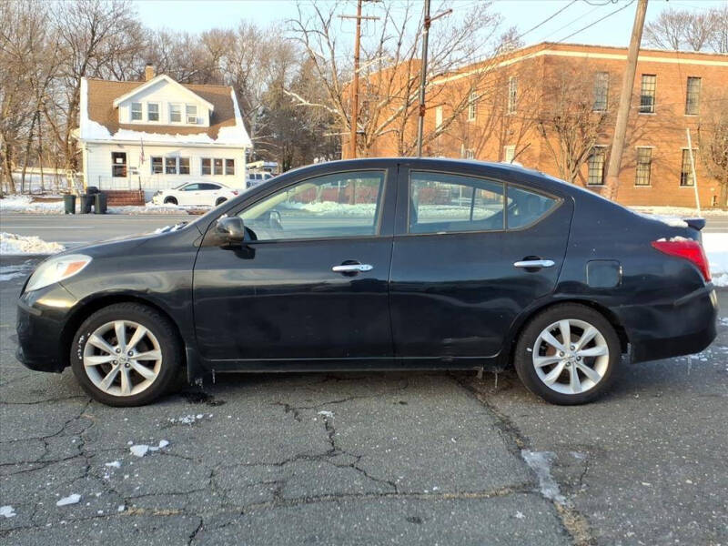 2014 Nissan Versa 1.6 SL