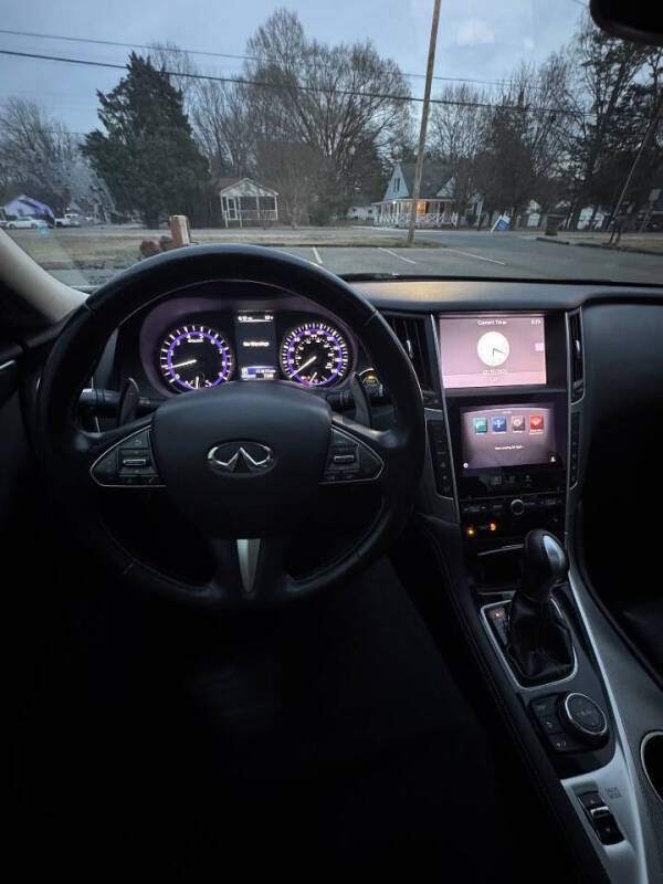 2015 Infiniti Q50 Sport