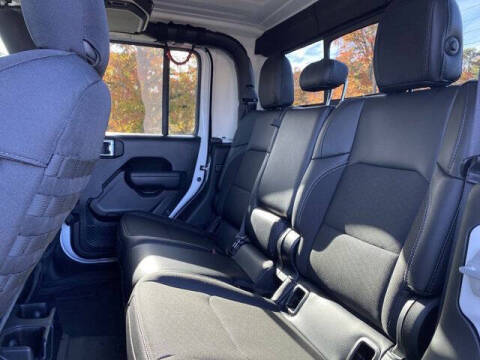 2023 Jeep Gladiator Freedom