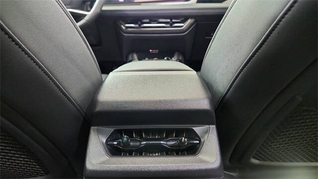 2025 Audi Q6 e-tron quattro Premium Plus