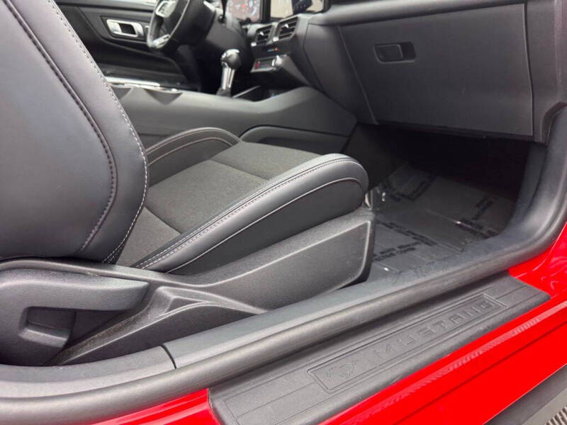 2024 Ford Mustang EcoBoost