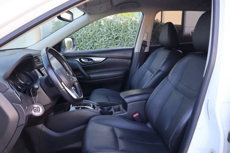 2018 Nissan Rogue SL