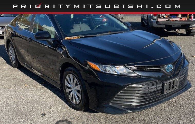 2020 Toyota Camry Hybrid LE
