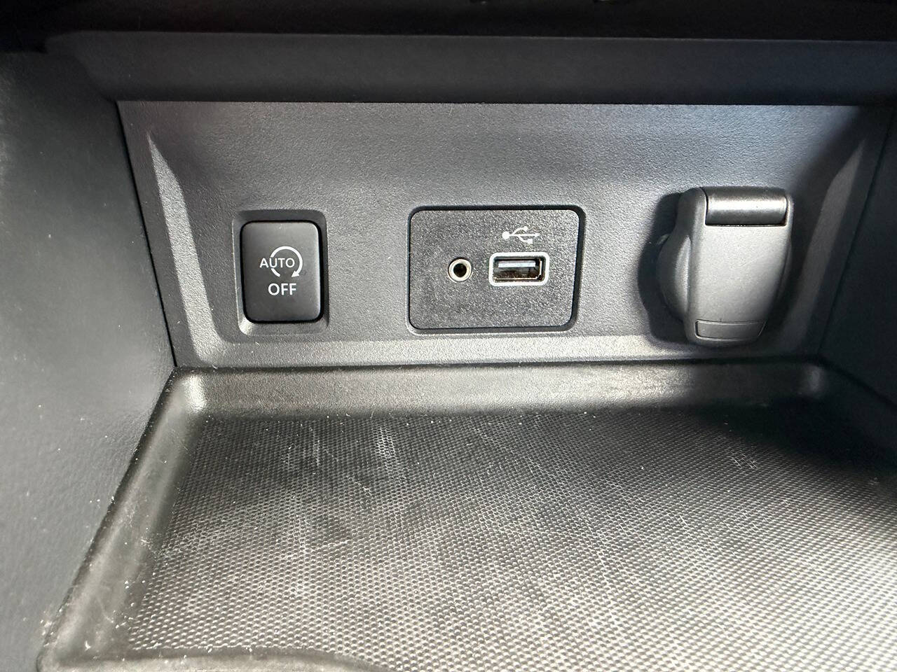2024 Nissan Sentra 9