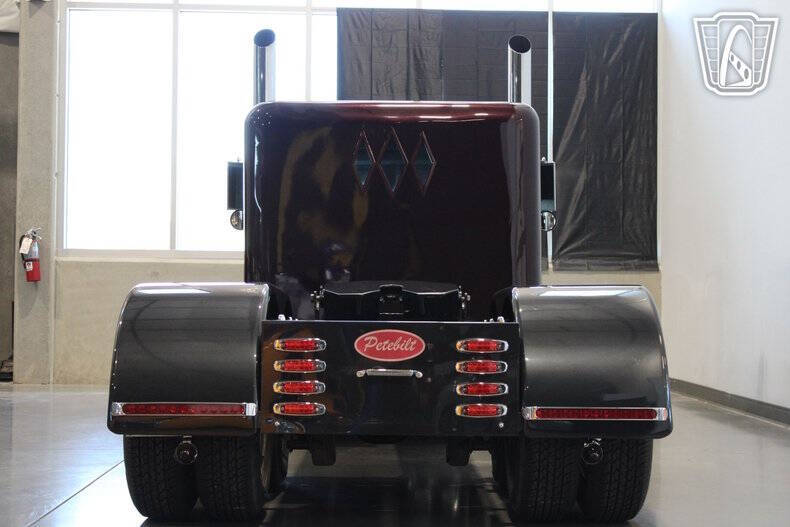 1965 Petebilt Mini Big-Rig