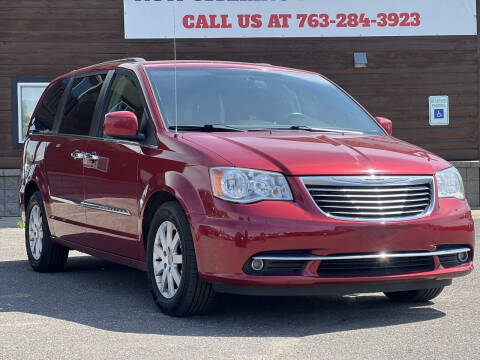 2016 Chrysler Town and Country for sale at H & G AUTO SALES LLC in Princeton MN