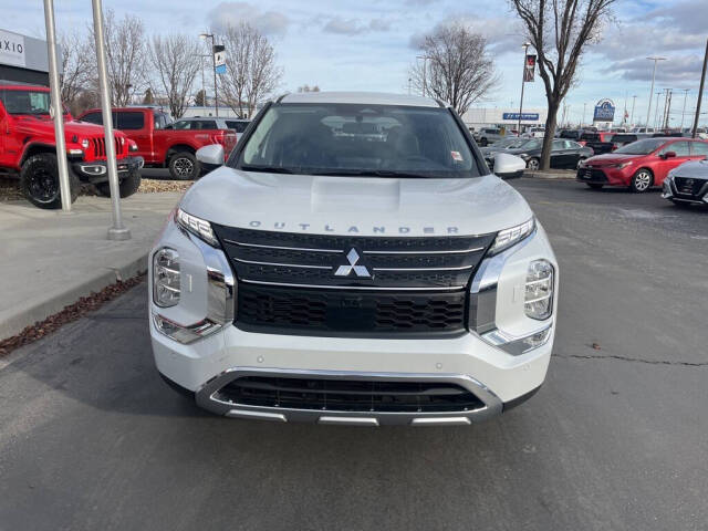 2024 Mitsubishi Outlander for sale at Axio Auto Boise in Boise, ID