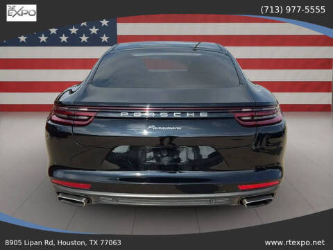 2017 Porsche Panamera