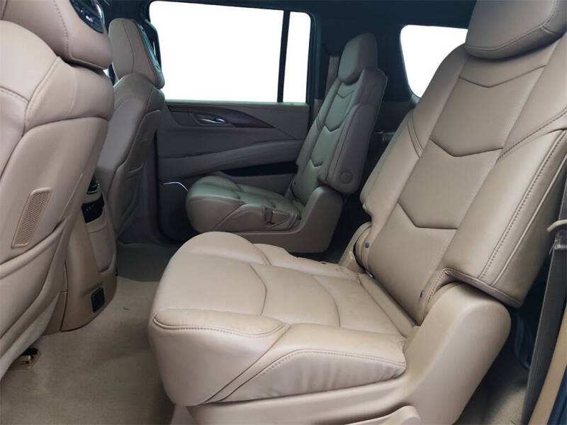 2017 Cadillac Escalade ESV Platinum