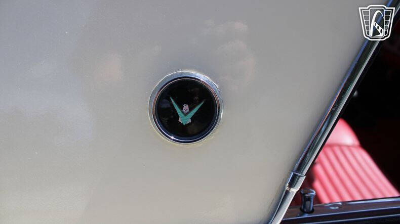 1957 Ford Thunderbird