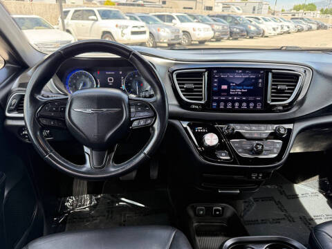 2018 Chrysler Pacifica Touring L