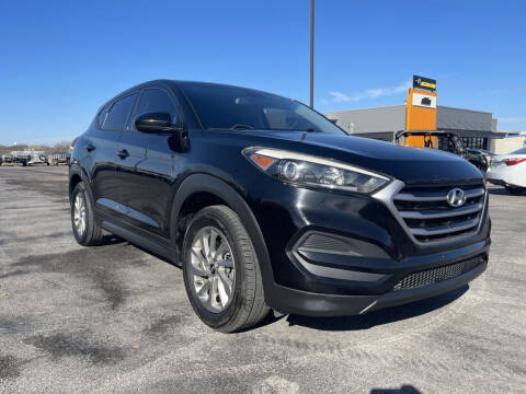 2017 Hyundai Tucson for sale at Lipscomb Powersports in Wichita Falls TX
