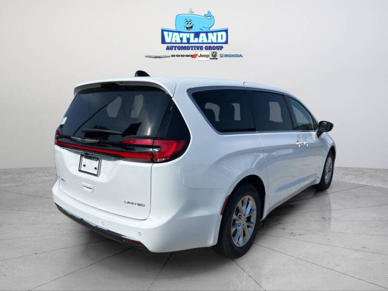 2026 Chrysler Pacifica Limited
