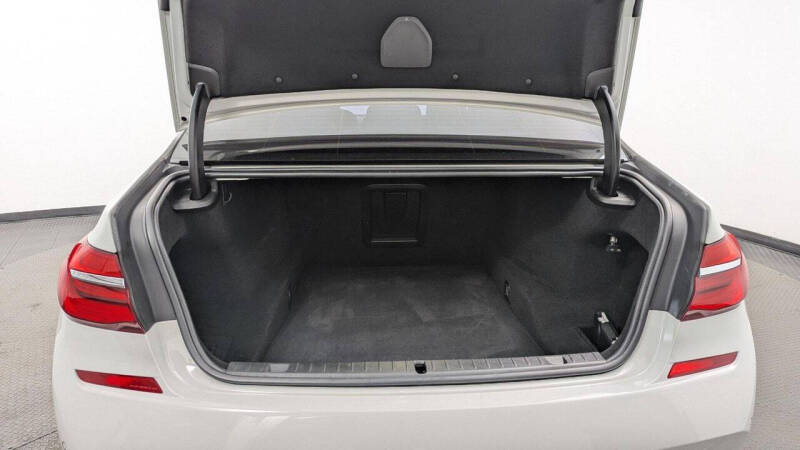 2017 BMW 7 Series 750i