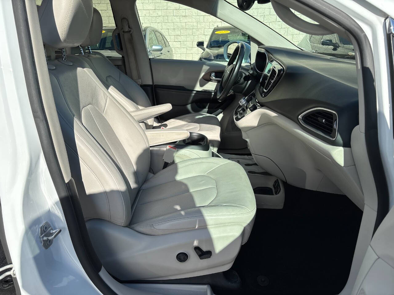 ChryslerPacifica20