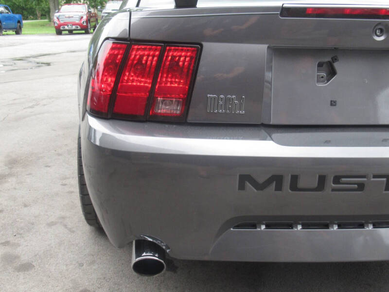 2004 Ford Mustang Mach 1 Premium