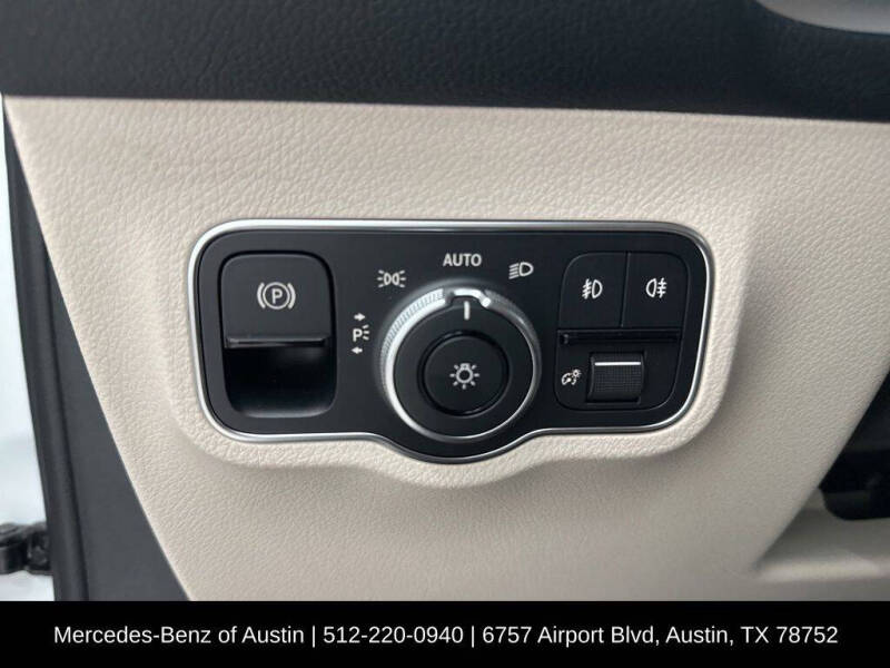 2025 Mercedes-Benz GLB GLB 250