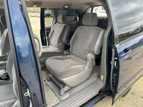 2004 Toyota Sienna