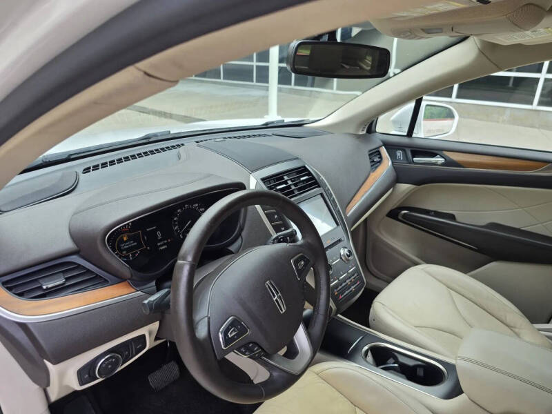 2017 Lincoln MKC Select