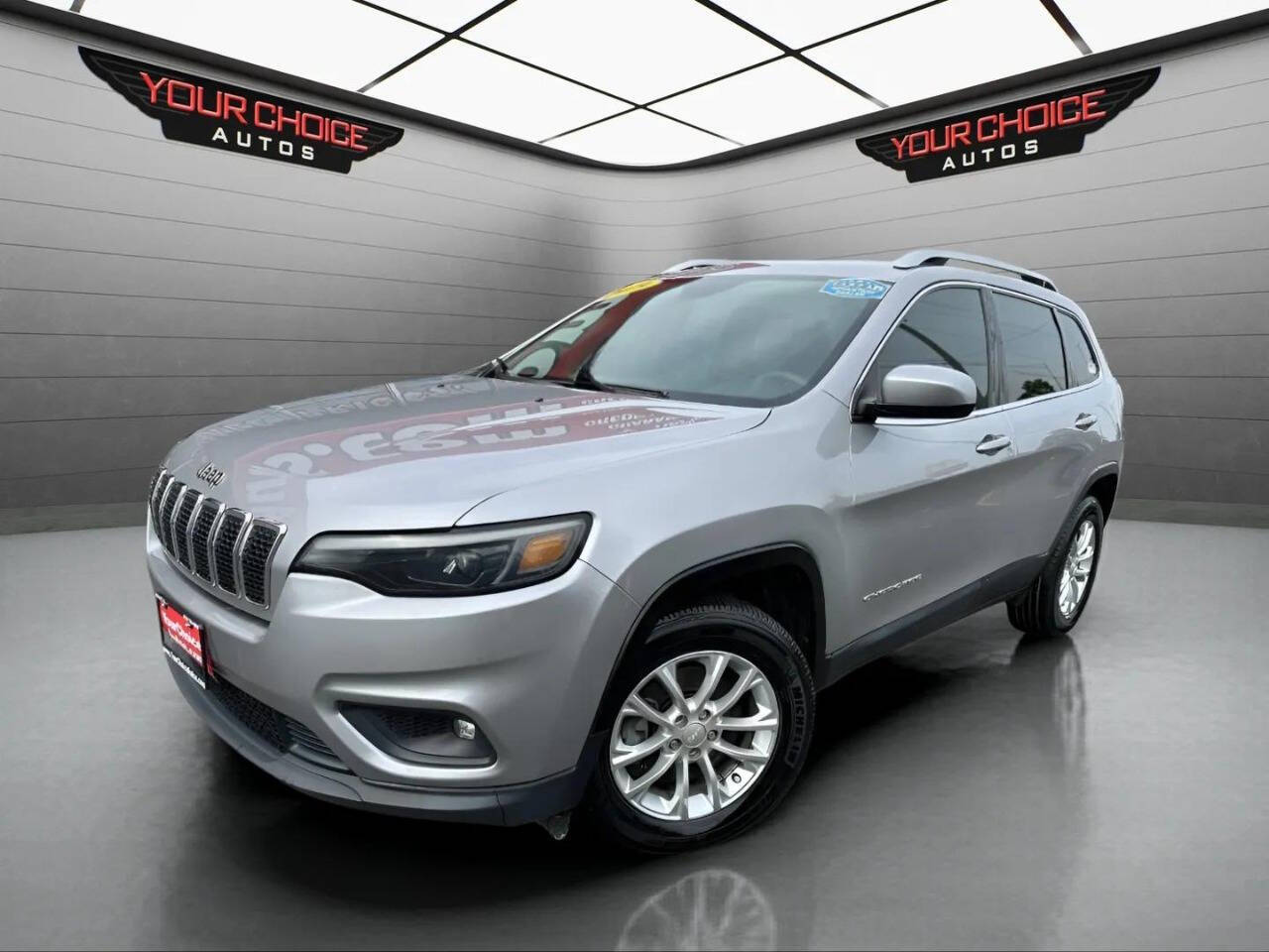 2019 Jeep Cherokee Latitude 4x4 4dr SUV's photo