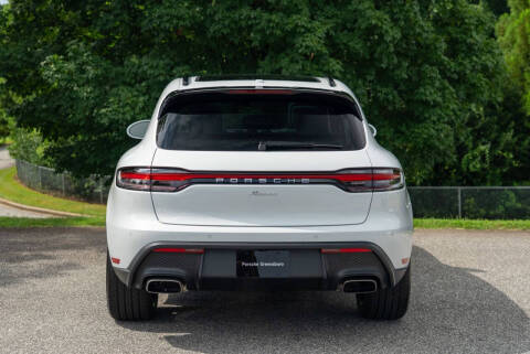 2025 Porsche Macan