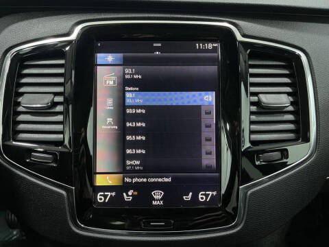 2018 Volvo XC90 T6 Momentum