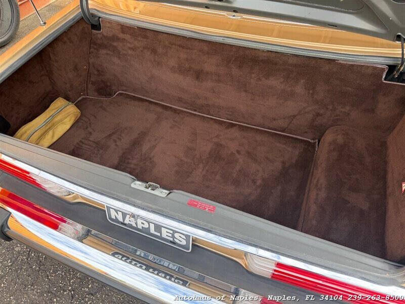 1988 Mercedes-Benz 560-Class 560 SL