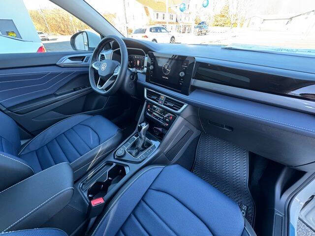 2026 Volkswagen Taos SEL 4Motion