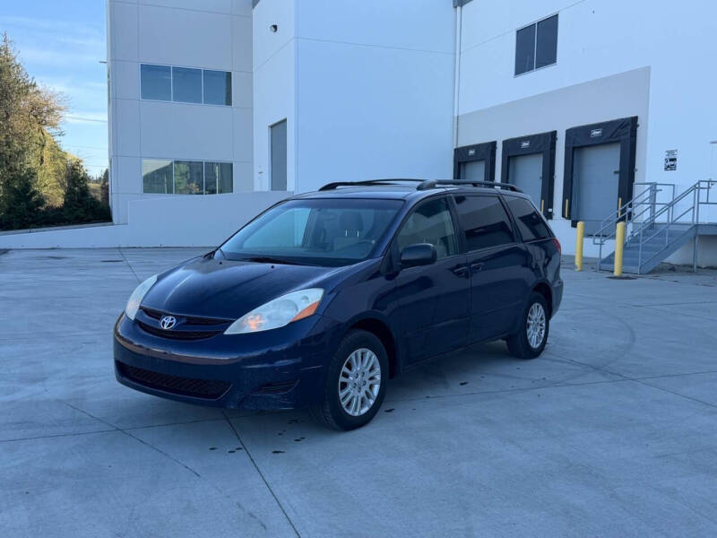 2007 Toyota Sienna LE 7-Passenger