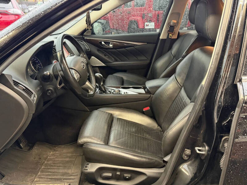 2017 Infiniti Q50 Red Sport 400