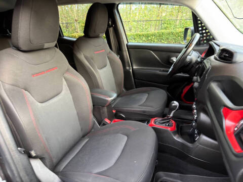 2017 Jeep Renegade Trailhawk