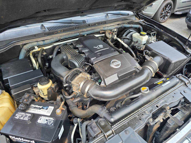 2011 Nissan Pathfinder SV