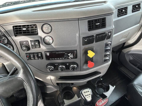 2016 Peterbilt 579 Road 579 Road Tractor