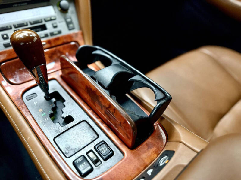 2003 Lexus SC 430