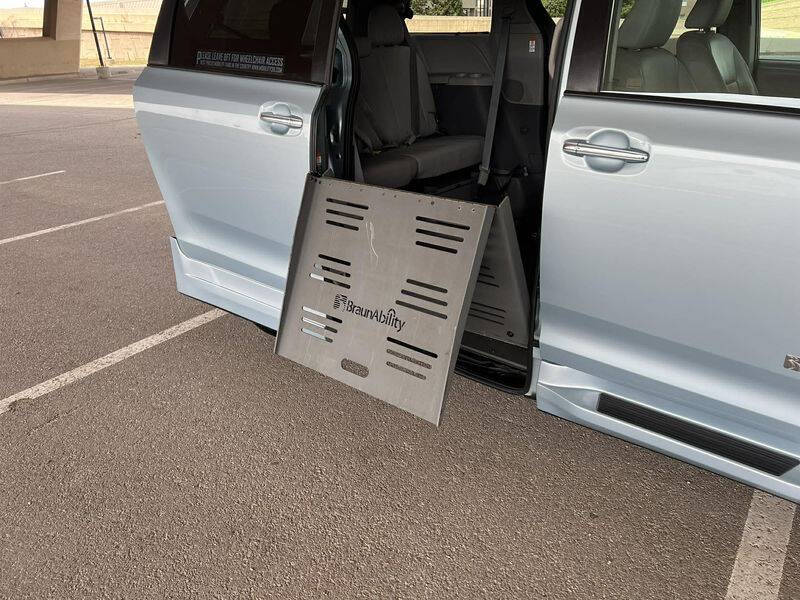 2016 Toyota Sienna