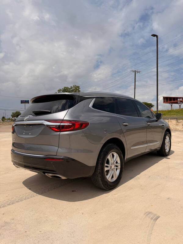 2020 Buick Enclave Essence