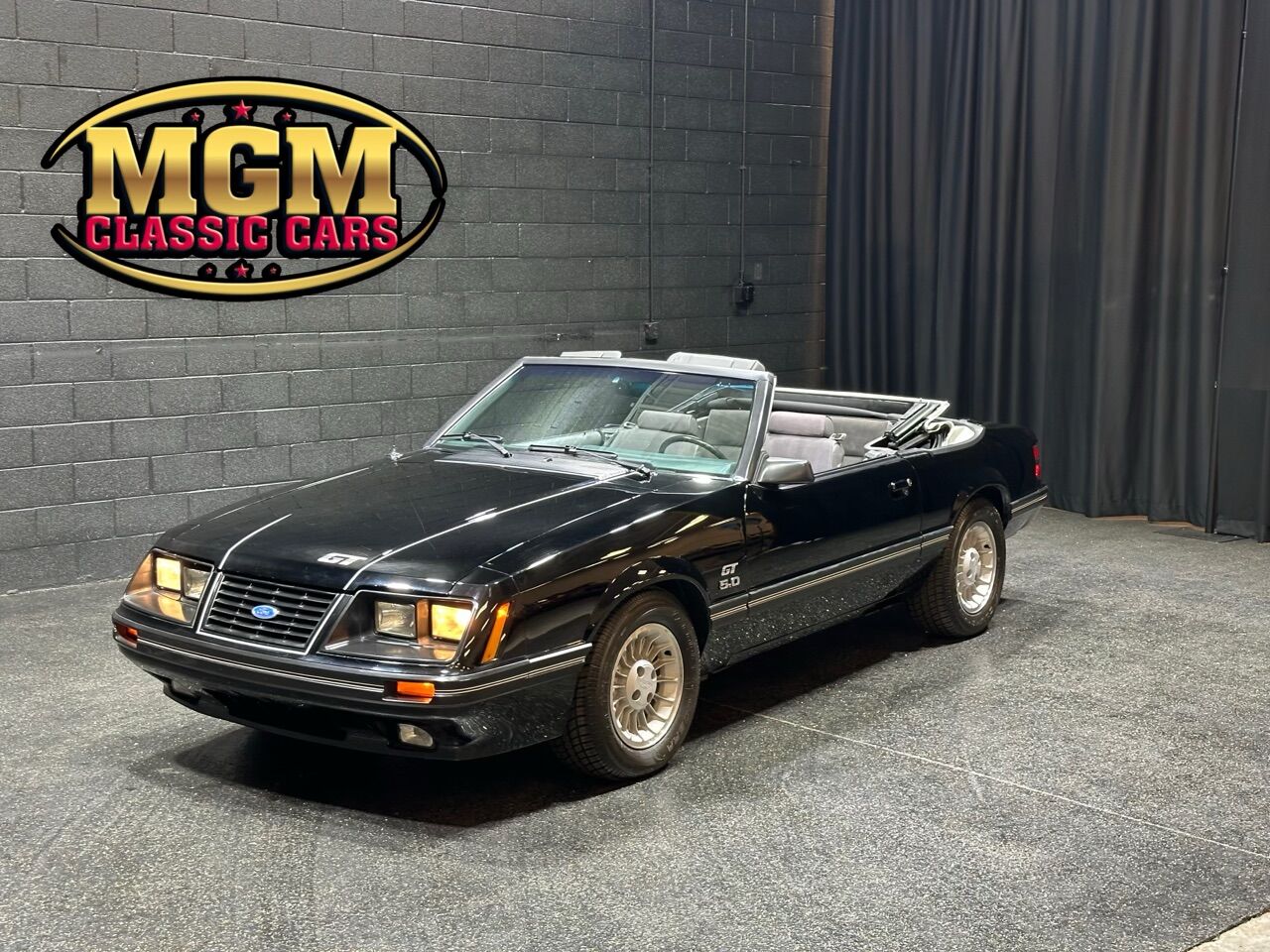 1984 Ford Mustang 1
