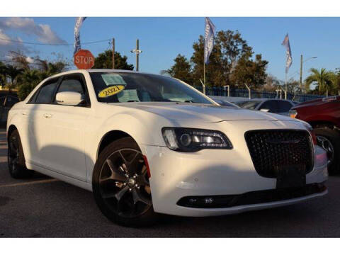 2021 Chrysler 300 for sale at OCEAN AUTO SALES in Miami FL