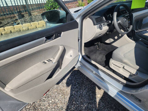 2017 Volkswagen Passat 1.8T S