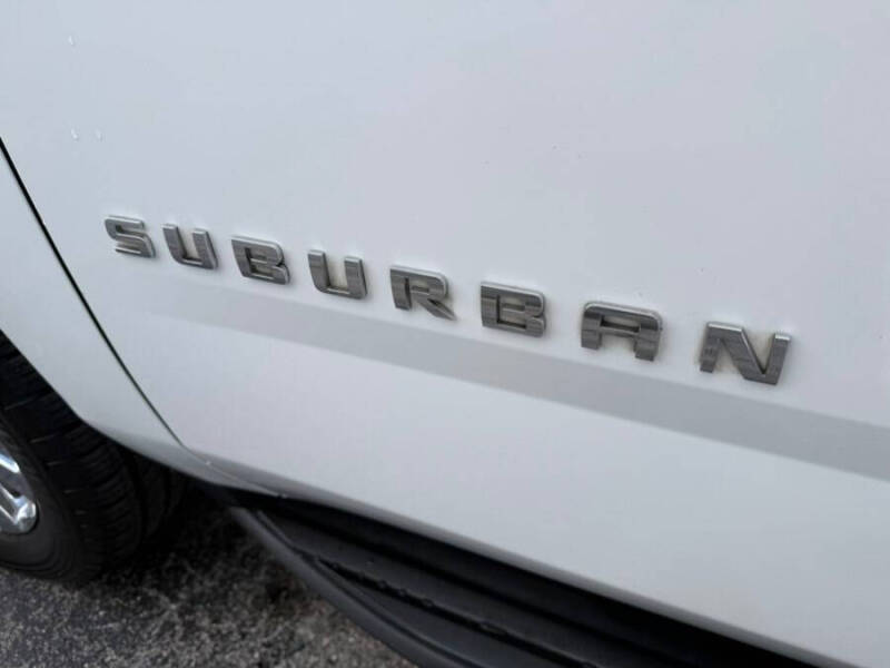 2017 Chevrolet Suburban LT