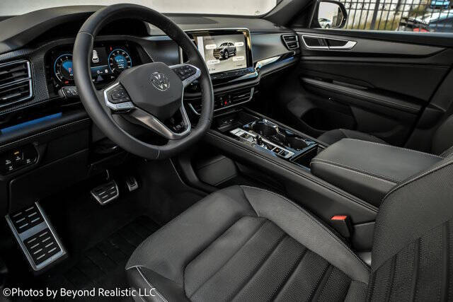 2024 Volkswagen Atlas Cross Sport SEL R-Line 4Motion