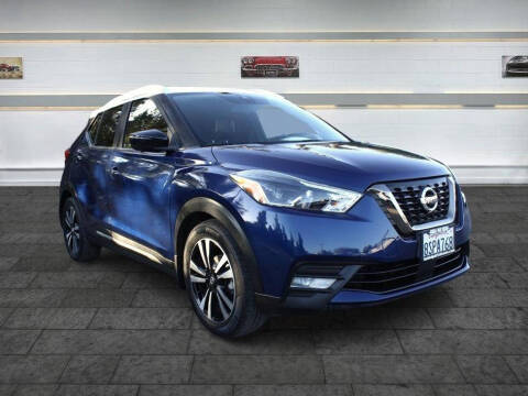 2020 Nissan Kicks SR